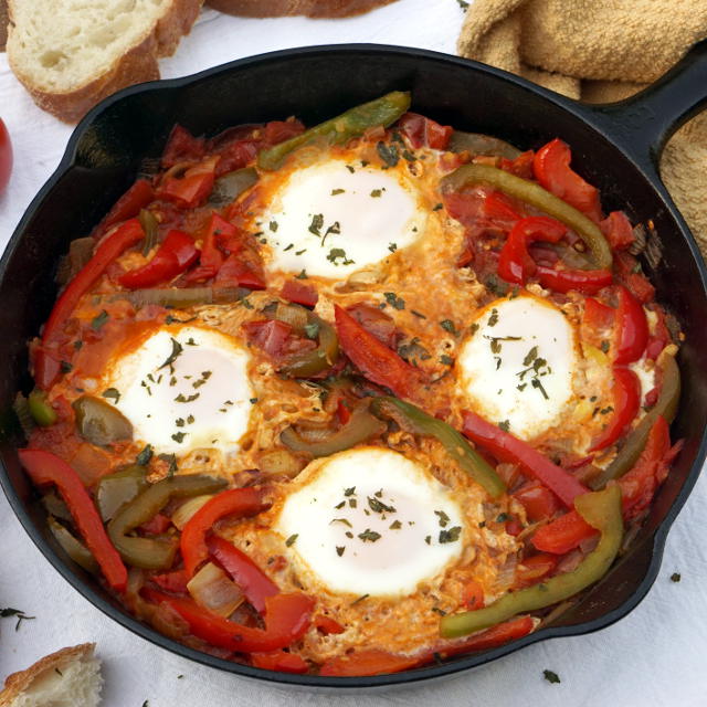 Chakchouka - Tunisian eggs in tomato sauce