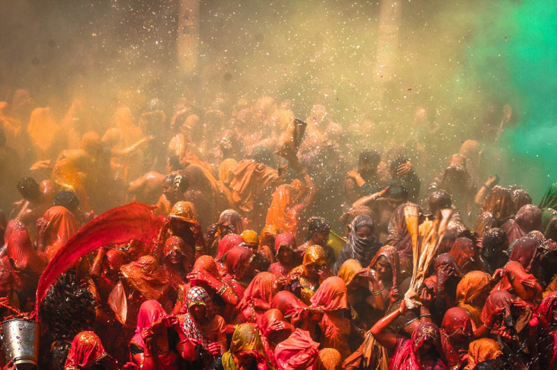 Holi festival in India - As a part of your India unit study, learn about the Holi festival and maybe have your own! 