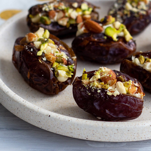 Middle Eastern stuffed dates