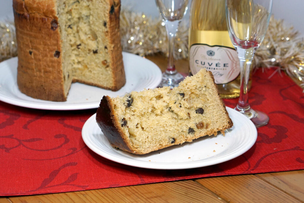 Italian panettone for Christmas - bake with children to learn about Italian food