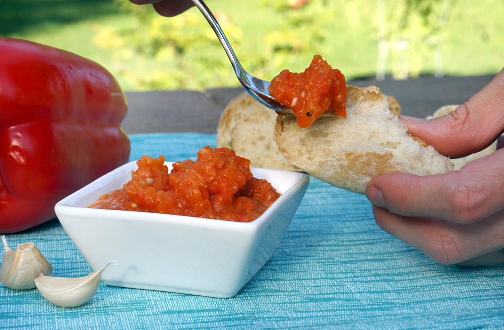 Lepinja with Ajvar 