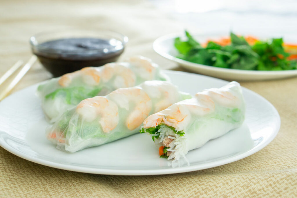 Gỏi cuốn ('summer rolls' or 'fresh spring rolls') - Image from Curious Cuisiniere - Kids Vietnam unit study