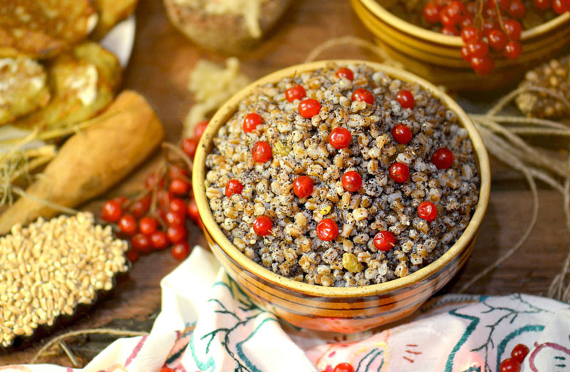 Ukrainian Christmas kutia with poppy seeds  - Image from Canva - Kids learn about Ukrainian food and holidays